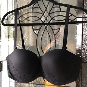 Victoria secret bra size 38D strapless. 2/$35